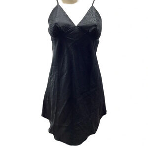 Passport animal print nighty size medium new with tags